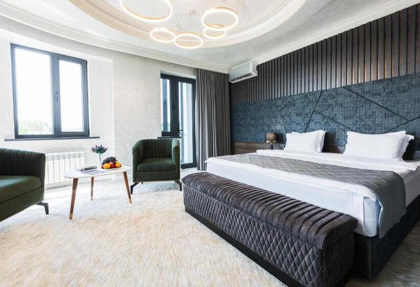 هتل Roadside By Khorrot