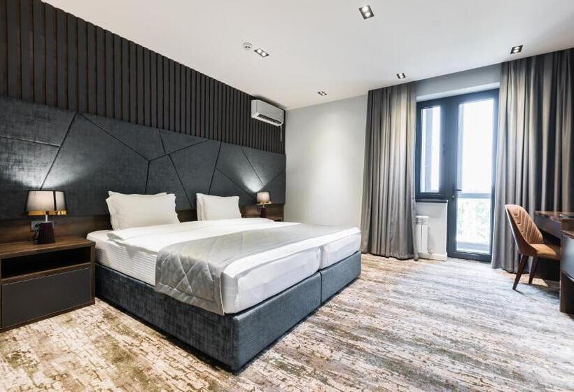 هتل Roadside By Khorrot