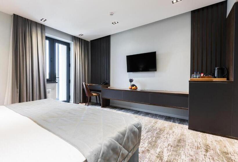 هتل Roadside By Khorrot