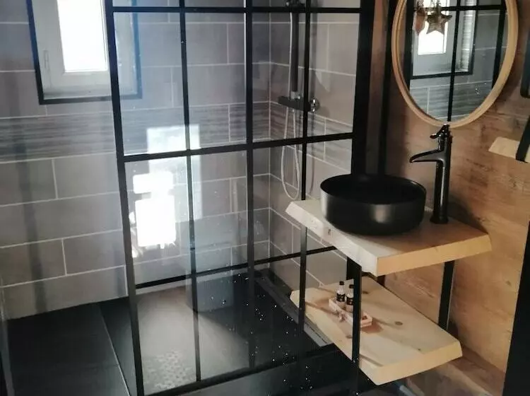 Majatalo Lapausedegout Piscine Chambres Climatisées Terrasse Ou Patio