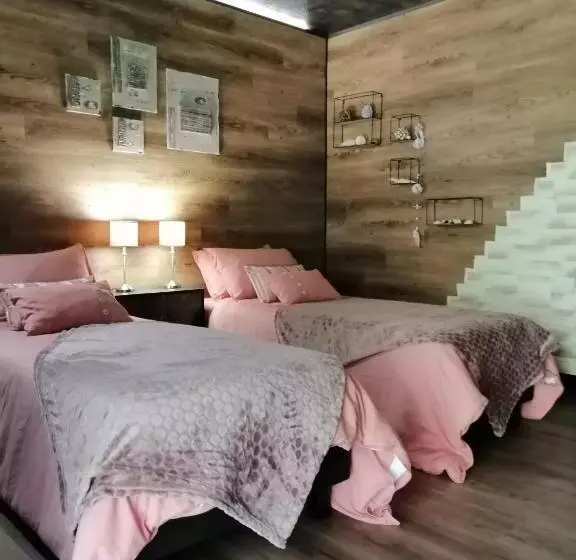 Majatalo Lapausedegout Piscine Chambres Climatisées Terrasse Ou Patio