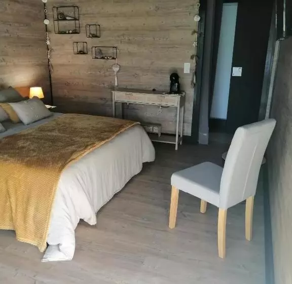 Majatalo Lapausedegout Piscine Chambres Climatisées Terrasse Ou Patio