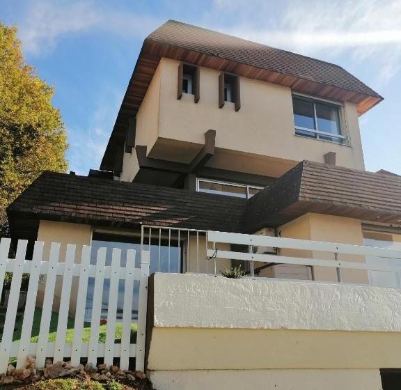펜션 Lapausedegout Piscine Chambres Climatisées Terrasse Ou Patio