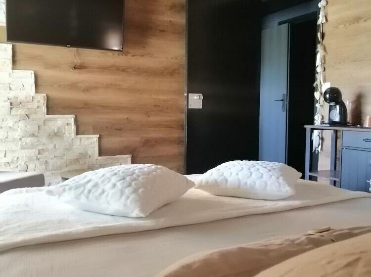 펜션 Lapausedegout Piscine Chambres Climatisées Terrasse Ou Patio