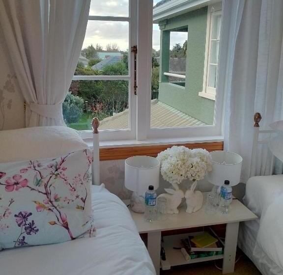 تختخواب و صبحانه Amberly House Rotorua