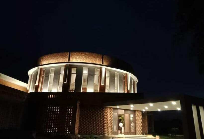 هتل Kripanidhi Retreat Rajgir