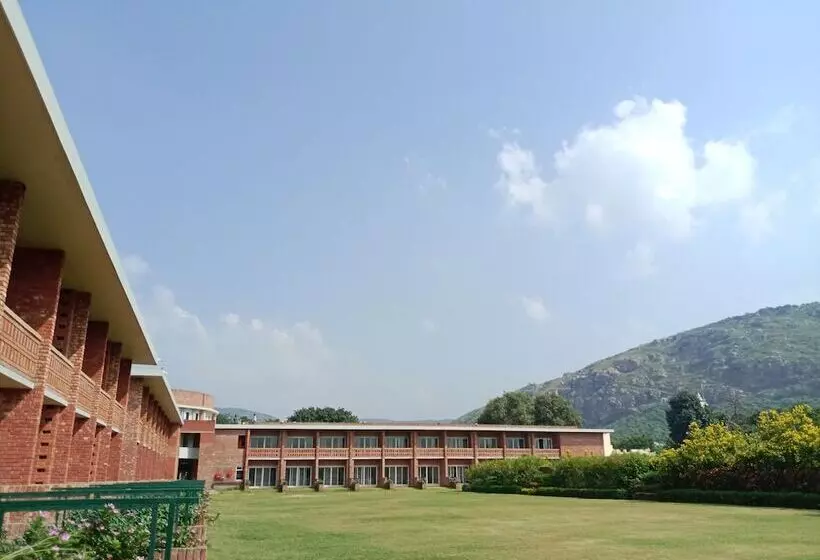 Hotelli Kripanidhi Retreat Rajgir