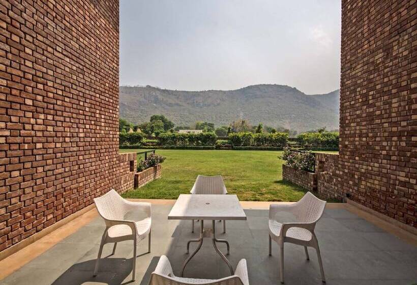 هتل Kripanidhi Retreat Rajgir