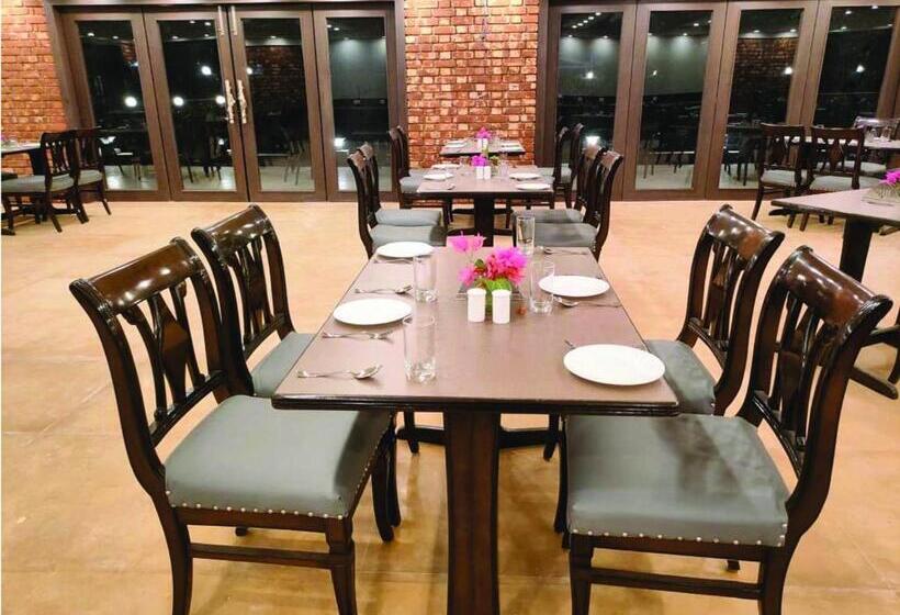 هتل Kripanidhi Retreat Rajgir