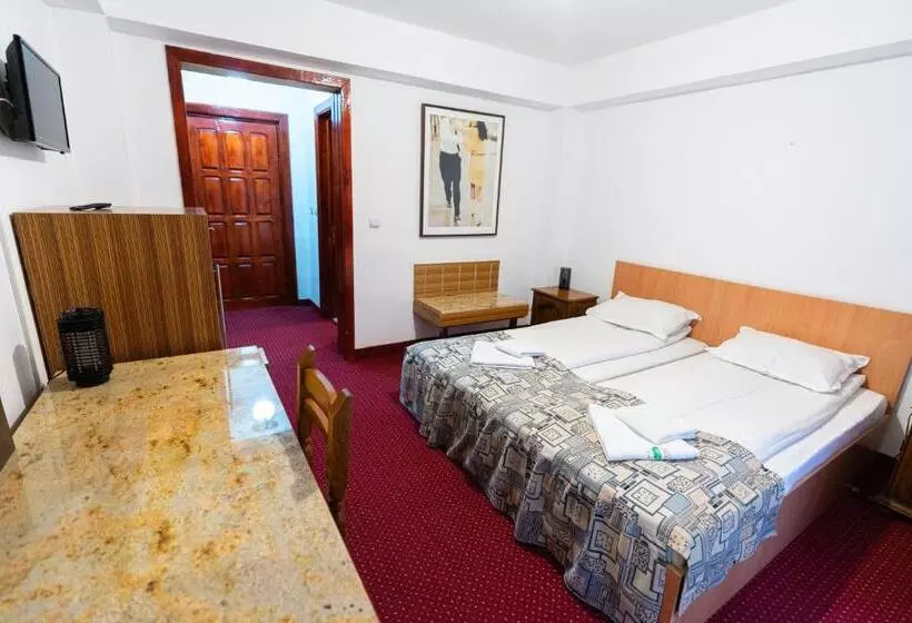 Hotelli Mountain Breeze