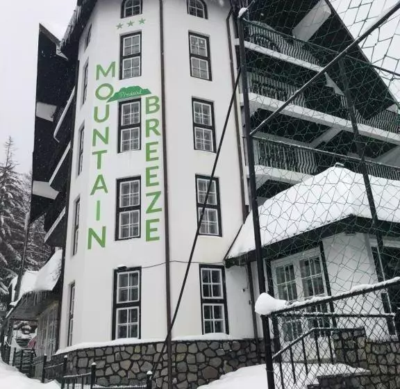 Hotelli Mountain Breeze