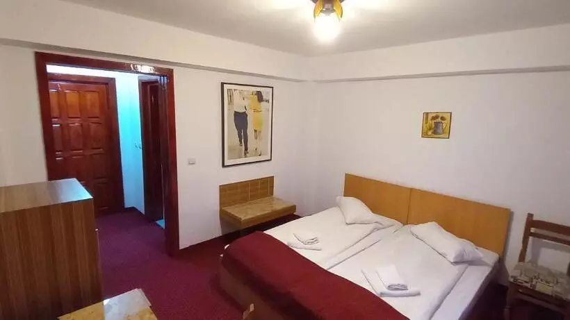 Hotelli Mountain Breeze