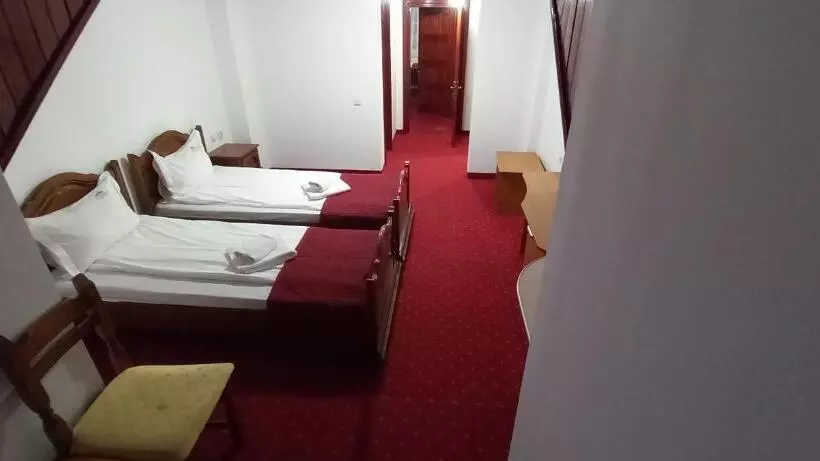 Hotelli Mountain Breeze