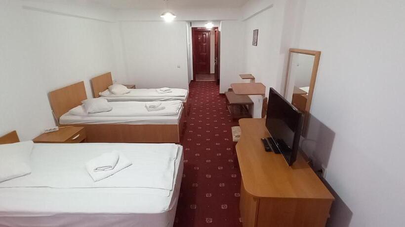 هتل Mountain Breeze