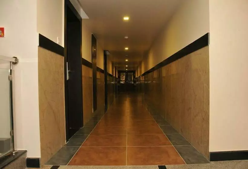 ホテル Ruby Palace Trichy
