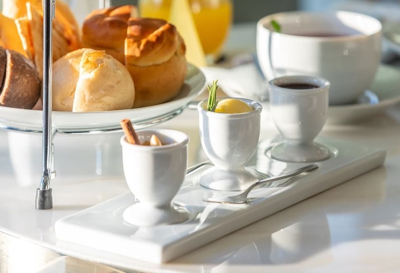 Cbr Boutique Hotel   Coimbra