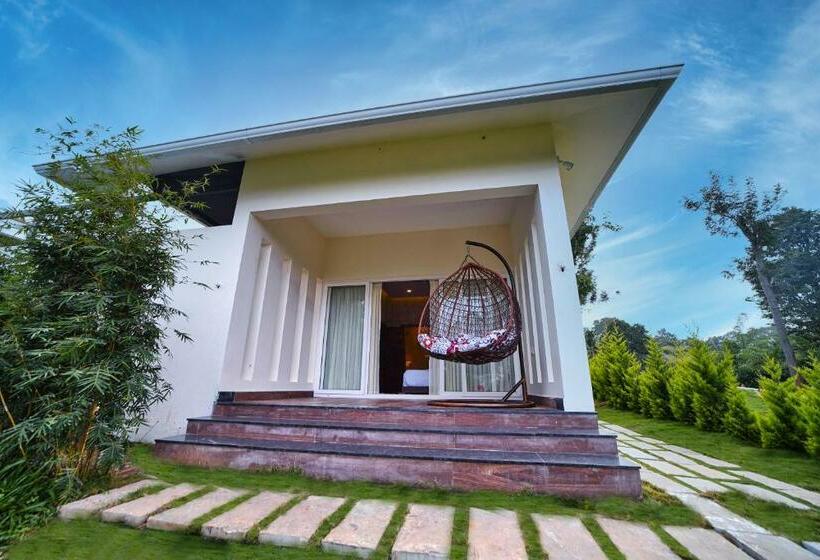 Jungle Bay Resorts & Spa