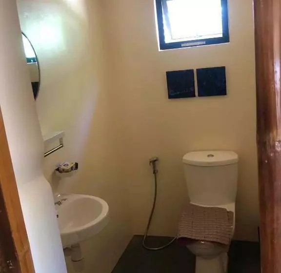 Lomakeskus Camotes Hidden Huts