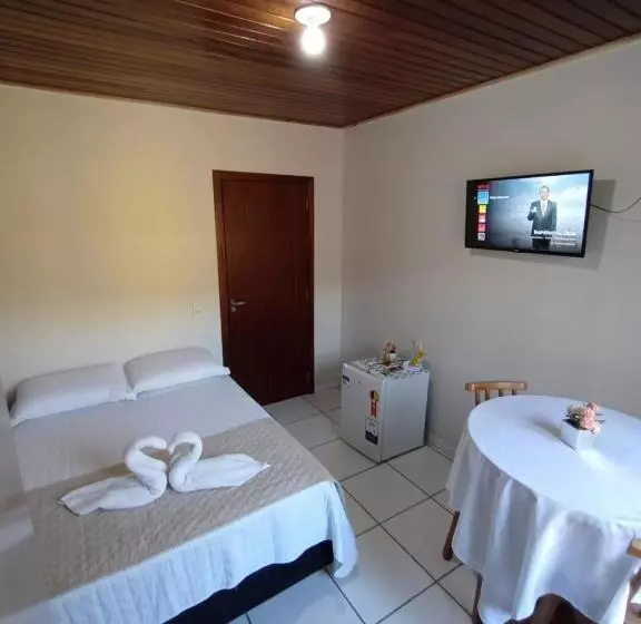 ユースホステル Pousada Vô Lica Com Piscina