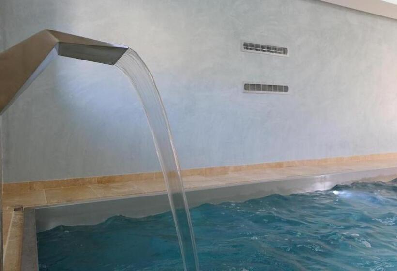 ベッドアンドブレックファースト Chateau De Maillat