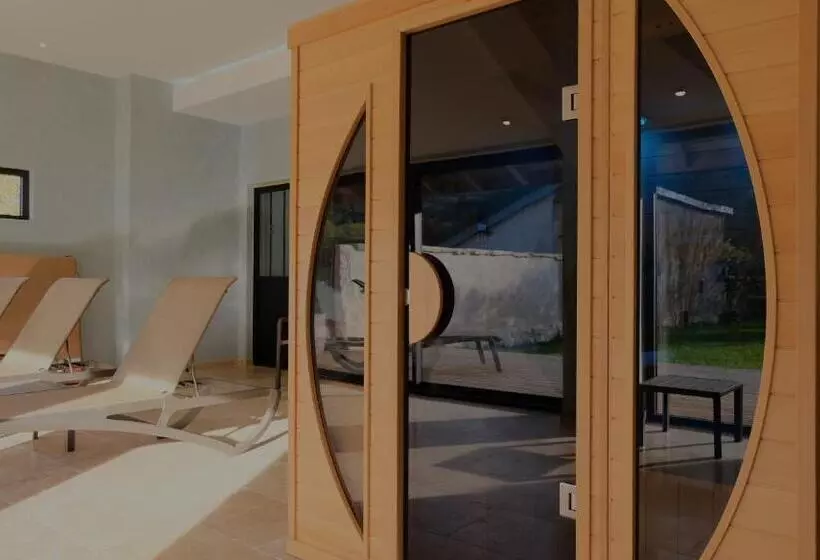 Bed and Breakfast Chateau De Maillat