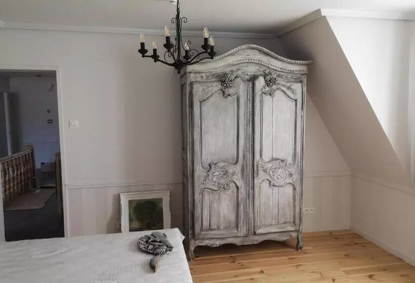 Aamiaismajoitus (B&B) Den Hoge Doorn