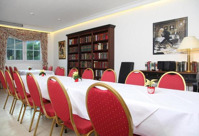 تختخواب و صبحانه Fürstenberg