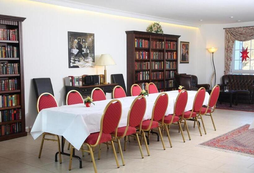 تختخواب و صبحانه Fürstenberg