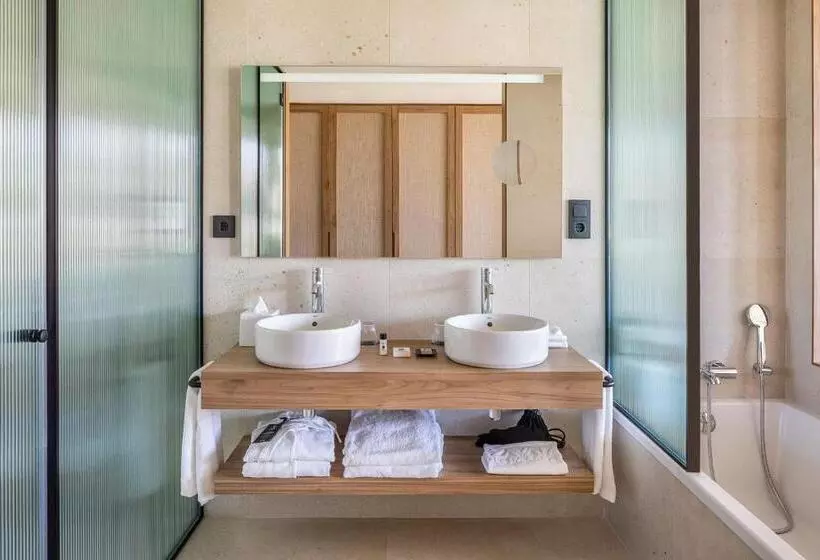 Atzavara Hotel & Spa