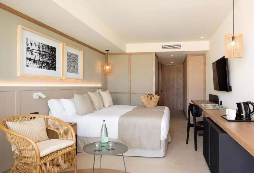 Atzavara Hotel & Spa