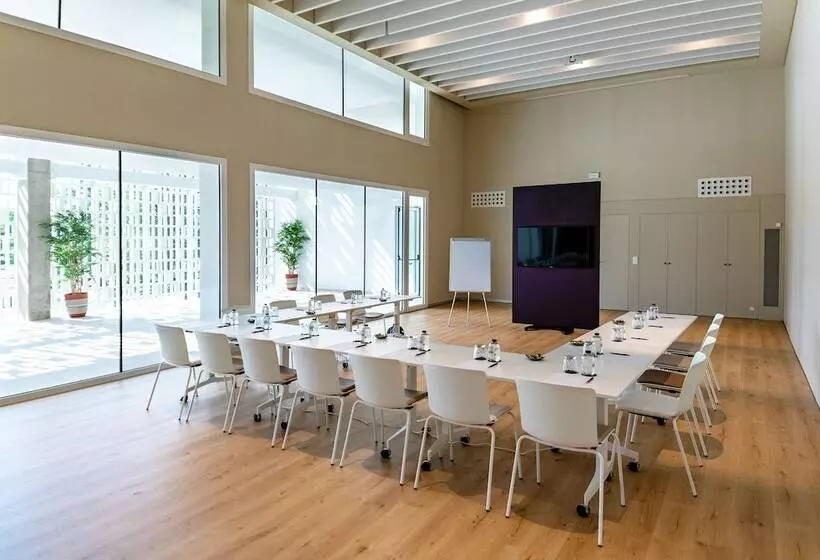 Atzavara Hotel & Spa