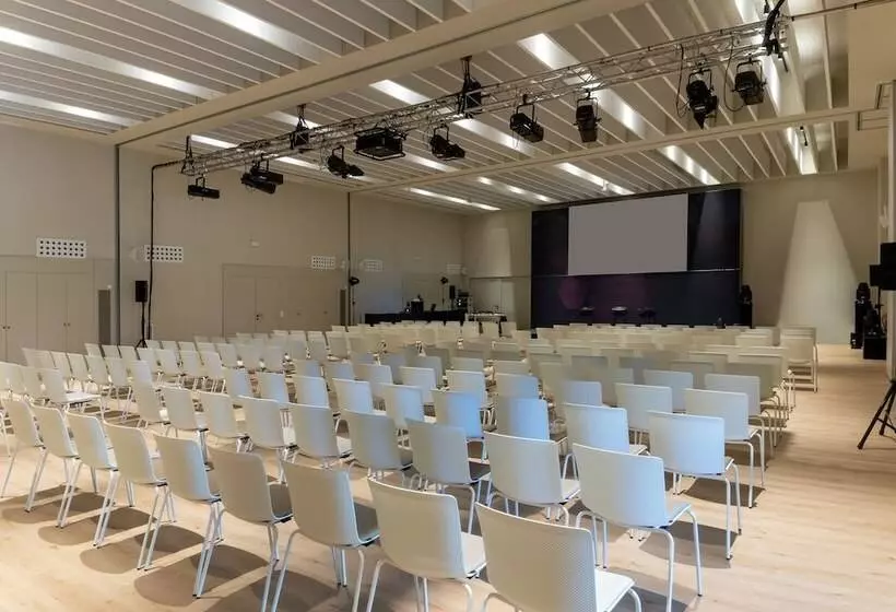 Atzavara Hotel & Spa