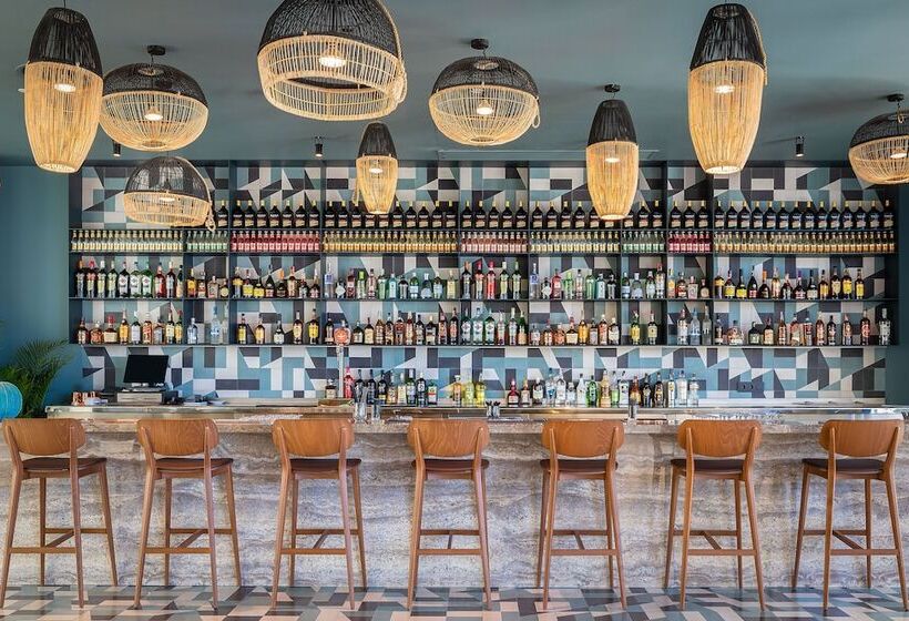 Atzavara Hotel & Spa