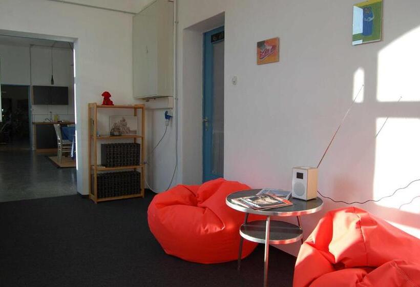 Отель Oberzent Hostelstyle Nur Für Aktive Touristen