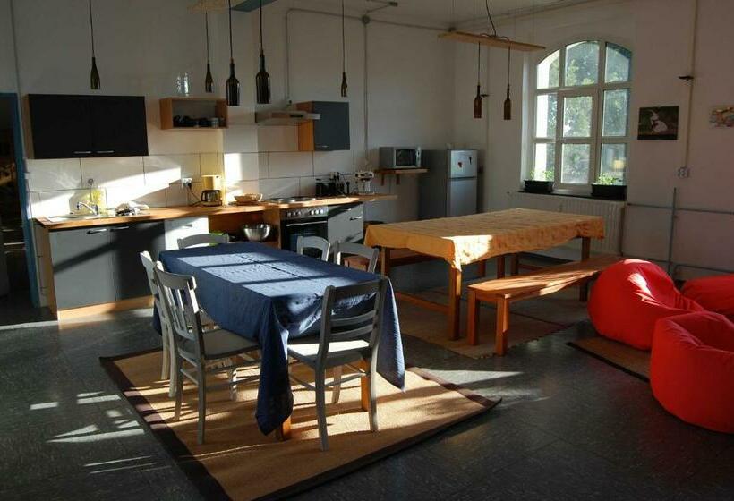 Отель Oberzent Hostelstyle Nur Für Aktive Touristen