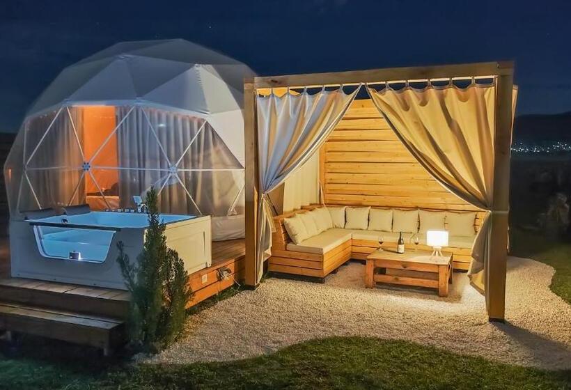 Jewelberry Glamping Hotel Tbilisi