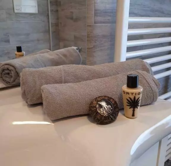 ペンション La Mansarda