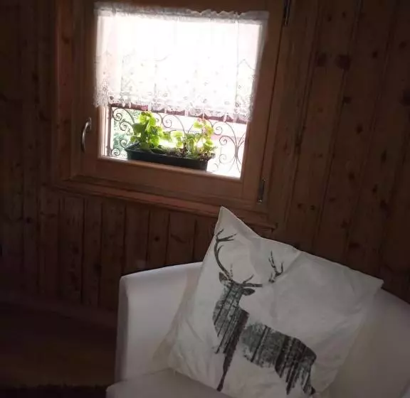 ペンション La Mansarda