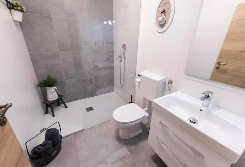 پانسیون Villa Xaxat