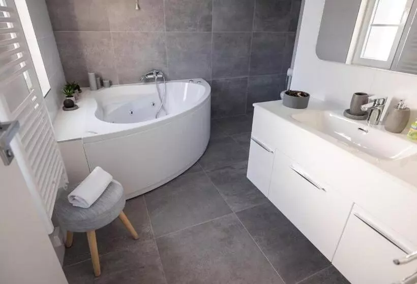 پانسیون Villa Xaxat