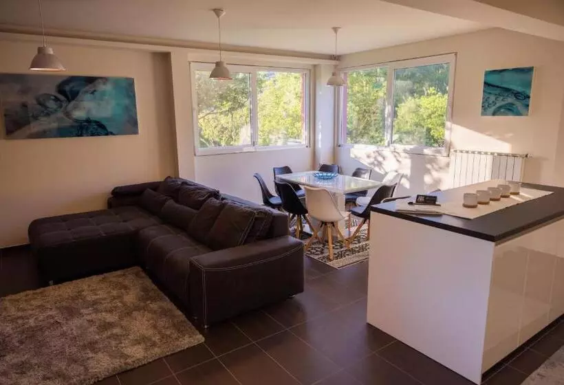 پانسیون Villa Xaxat