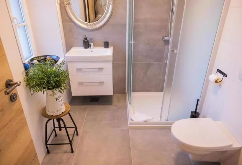 پانسیون Villa Xaxat