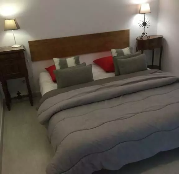 ベッドアンドブレックファースト Chambres D Hôtes Lovely Planette