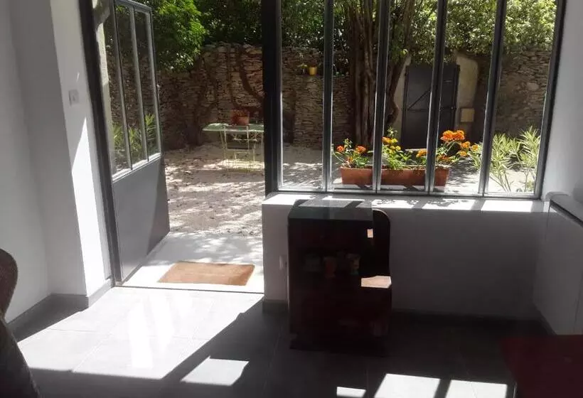 ベッドアンドブレックファースト Chambres D Hôtes Lovely Planette