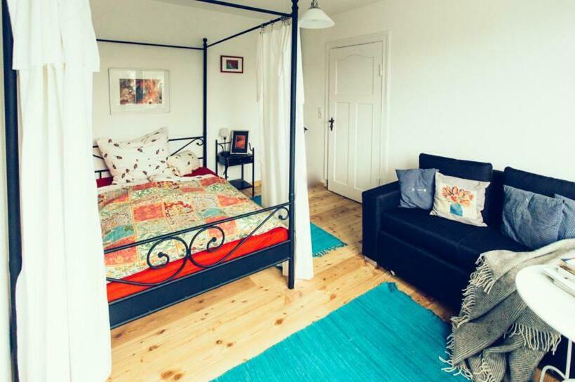 Bed and Breakfast Das Blaue Haus