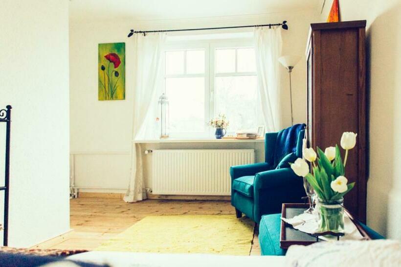 Bed and Breakfast Das Blaue Haus