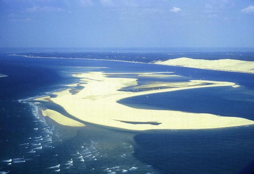 تختخواب و صبحانه La Maison De Lilly