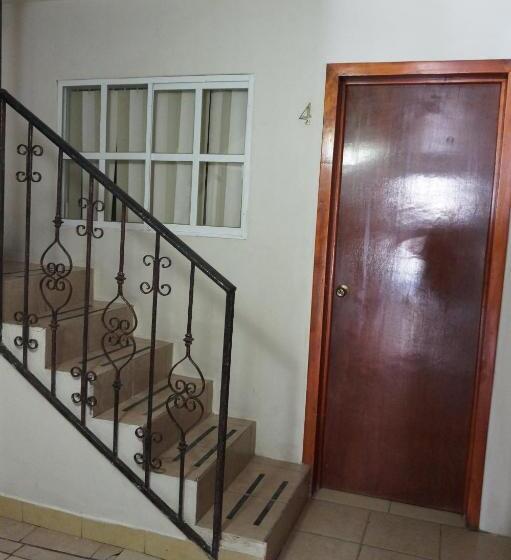 בית מלון כפרי Don Celes