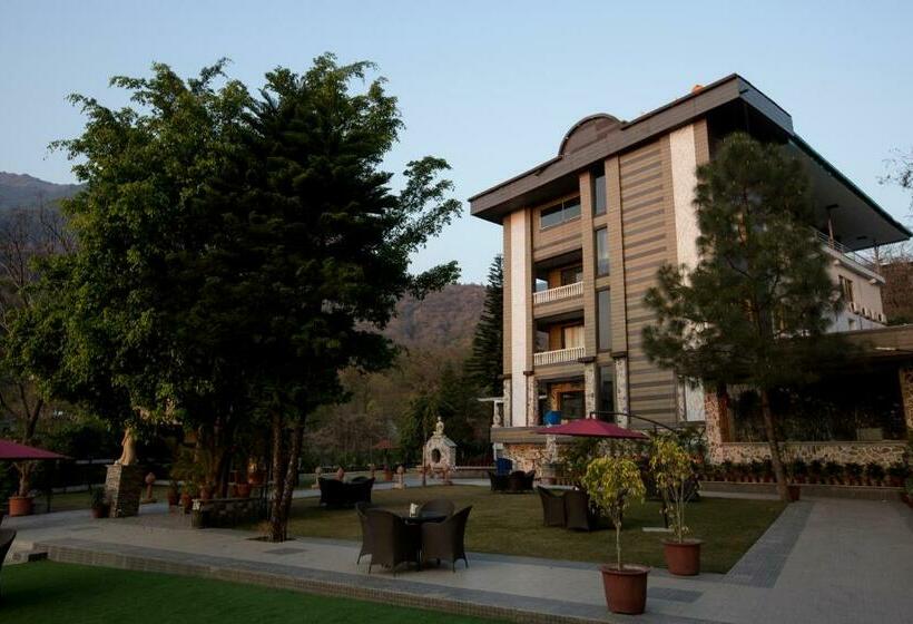 Hotel Shahanshahi Adventure Park & Wellness Resort 12 Km Away From Mussoorie
