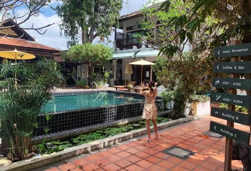 ホテル Vijit Nakorn